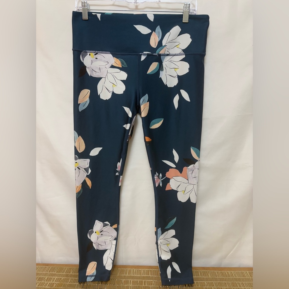 Athleta Floral‎ Elation 7/8 Tights Size Large